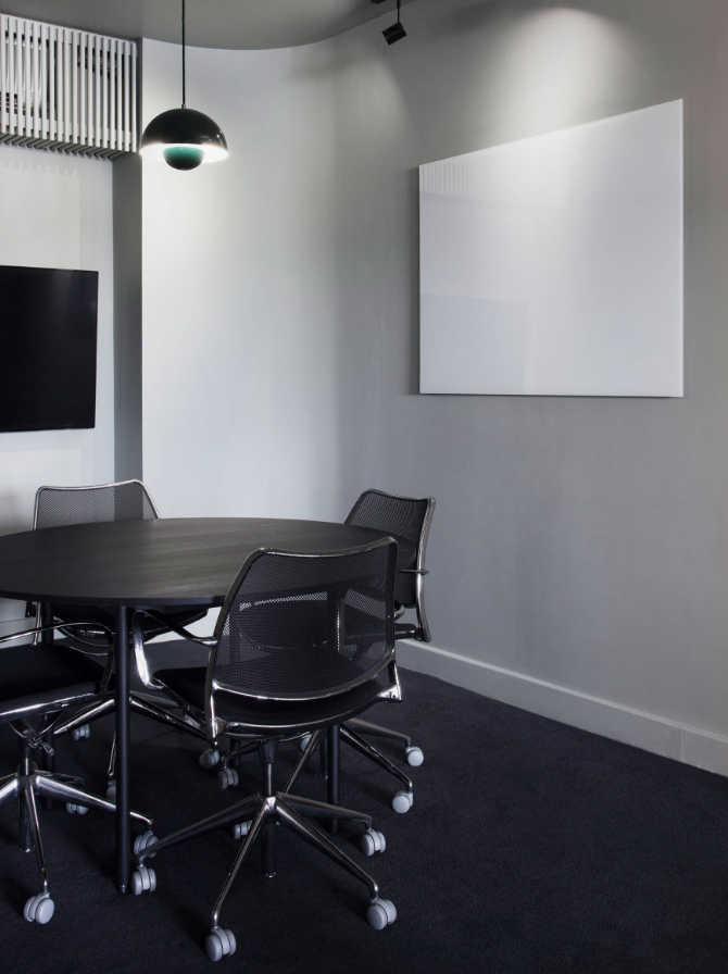 Floating Glass Whiteboard 1200 x 900mm The Whiteboard Shop